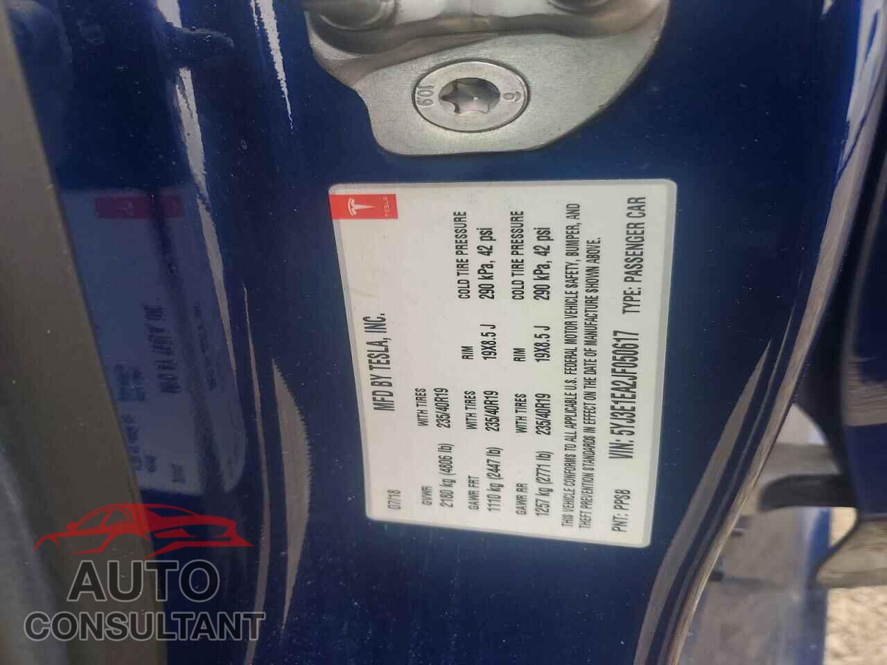 TESLA MODEL 3 2018 - 5YJ3E1EA2JF050617