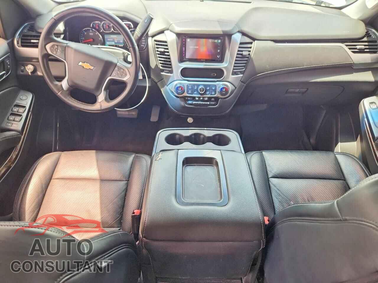 CHEVROLET SUBURBAN 2015 - 1GNSCHEC2FR747659