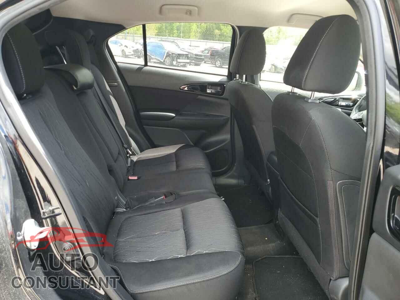 MITSUBISHI ECLIPSE 2018 - JA4AT5AA5JZ040114