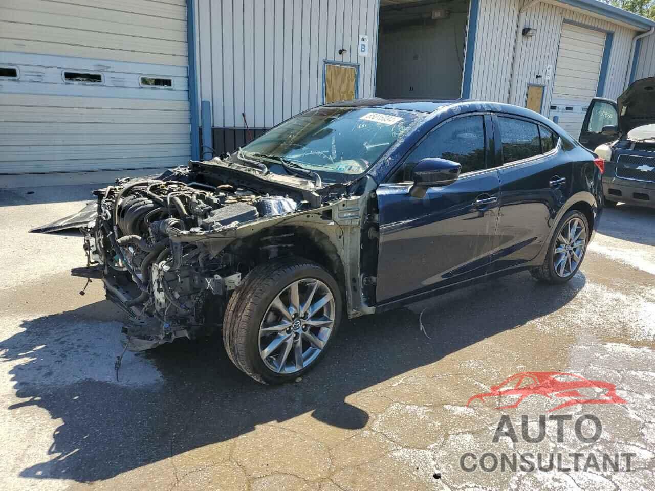 MAZDA 3 2018 - 3MZBN1V30JM167862