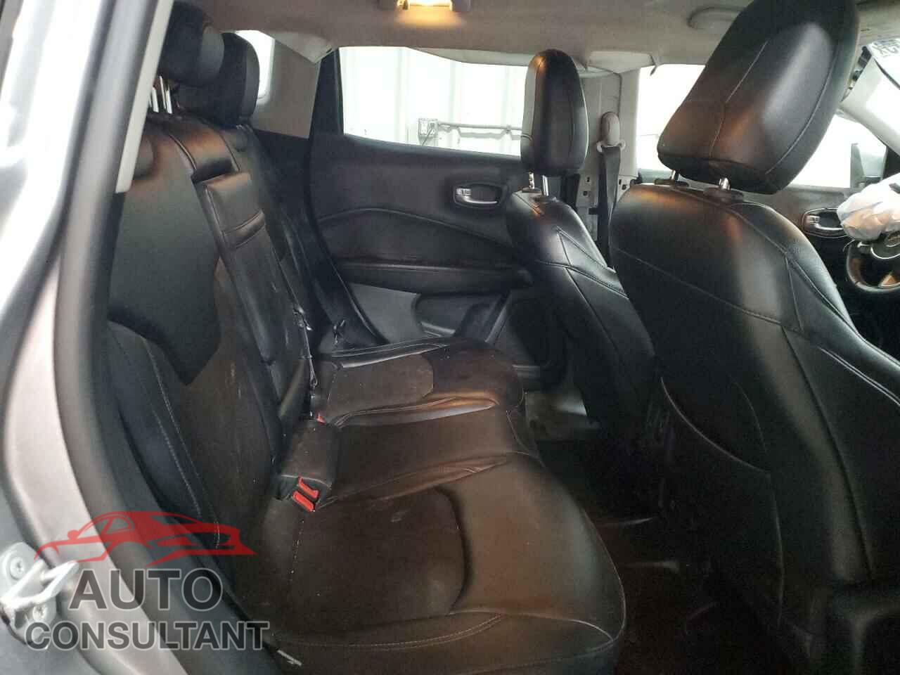 JEEP COMPASS 2017 - 3C4NJDBB1HT680191