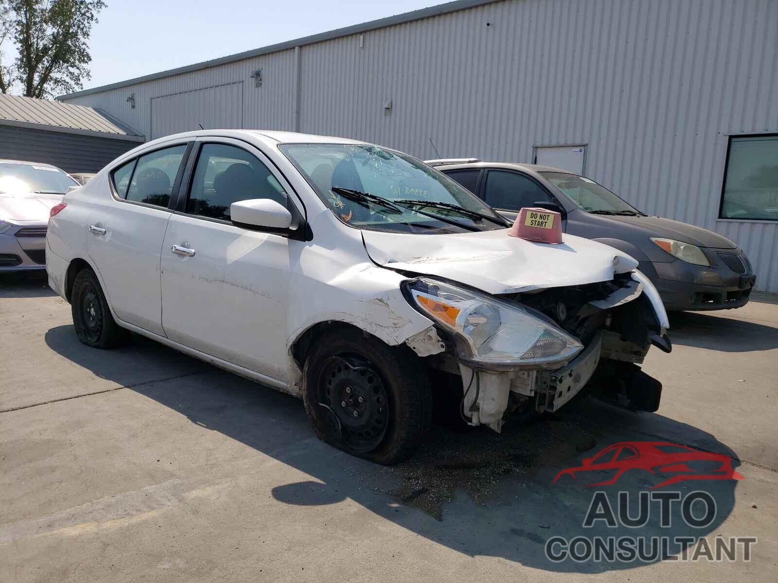 NISSAN VERSA 2016 - 3N1CN7AP8GL869660