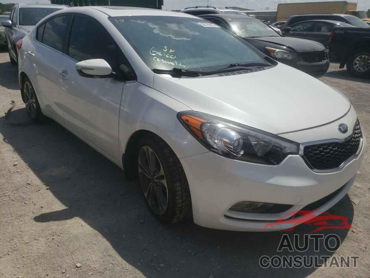 KIA FORTE 2016 - KNAFZ4A82G5553531