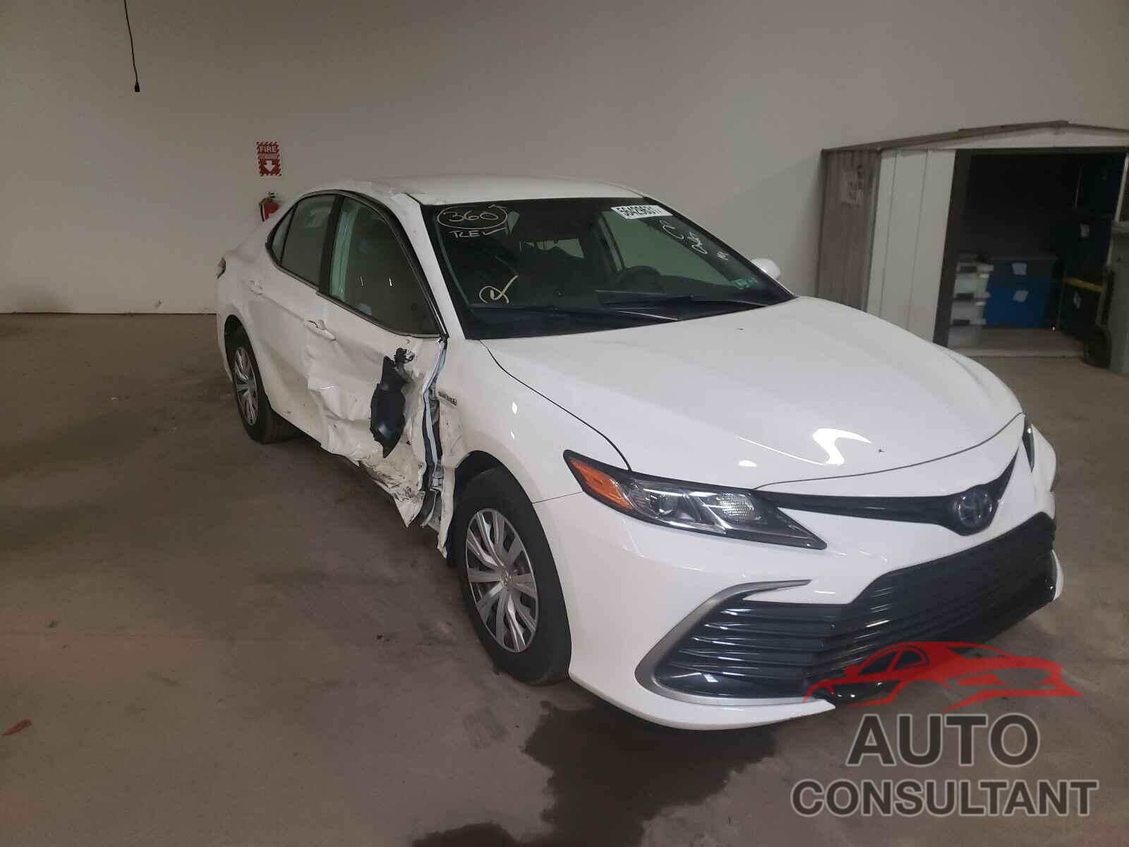 TOYOTA CAMRY 2021 - 4T1C31AK6MU022105