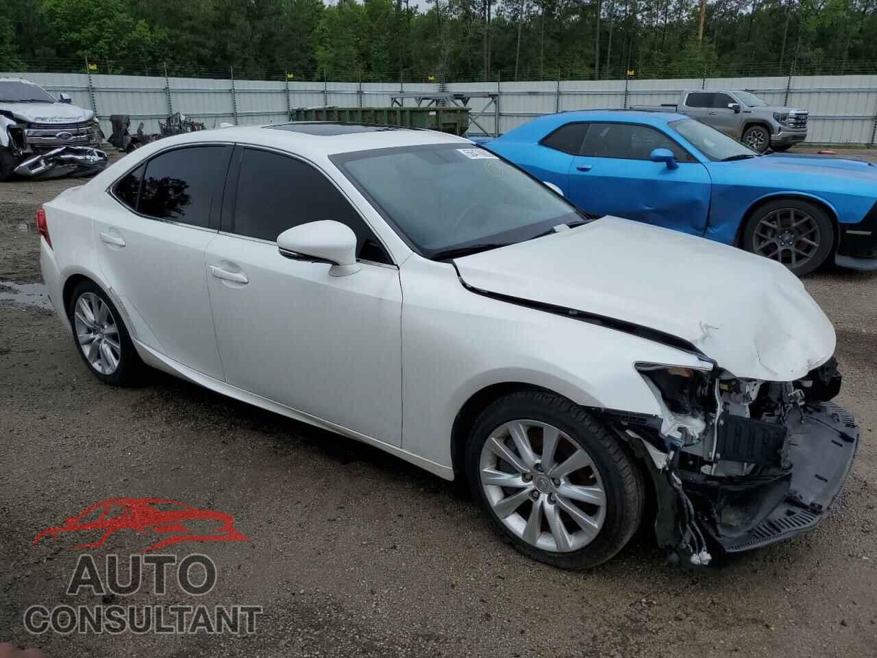 LEXUS IS 2016 - JTHBA1D28G5017129