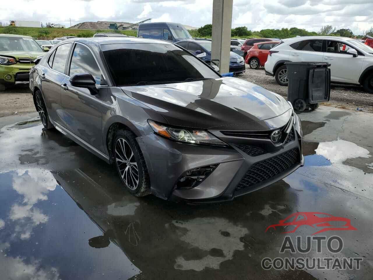 TOYOTA CAMRY 2018 - 4T1B11HK6JU594066