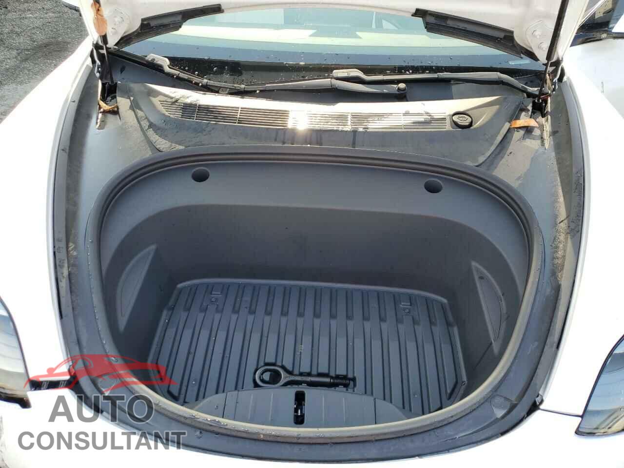 TESLA MODEL 3 2021 - 5YJ3E1EA2MF084092