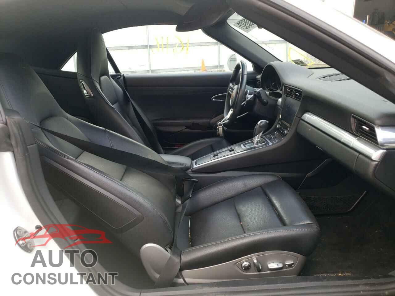 PORSCHE 911 2019 - WP0CA2A96KS129404