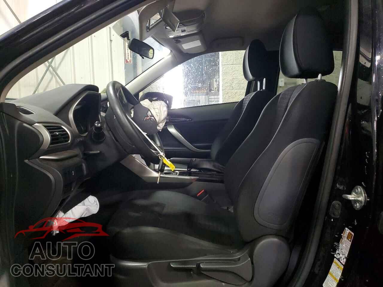 MITSUBISHI ECLIPSE 2019 - JA4AS3AA7KZ024652