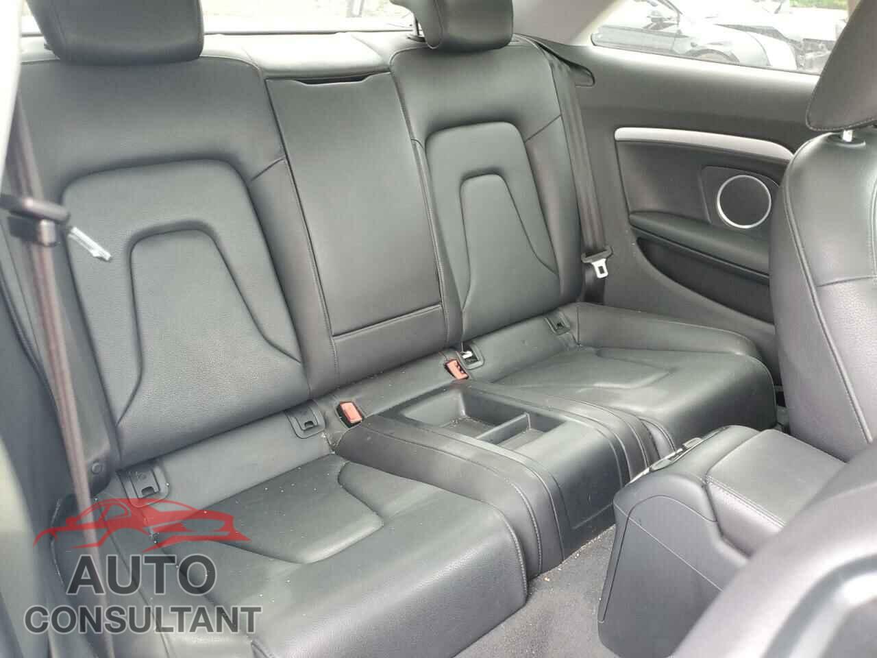 AUDI A5 2013 - WAULFAFR8DA000445