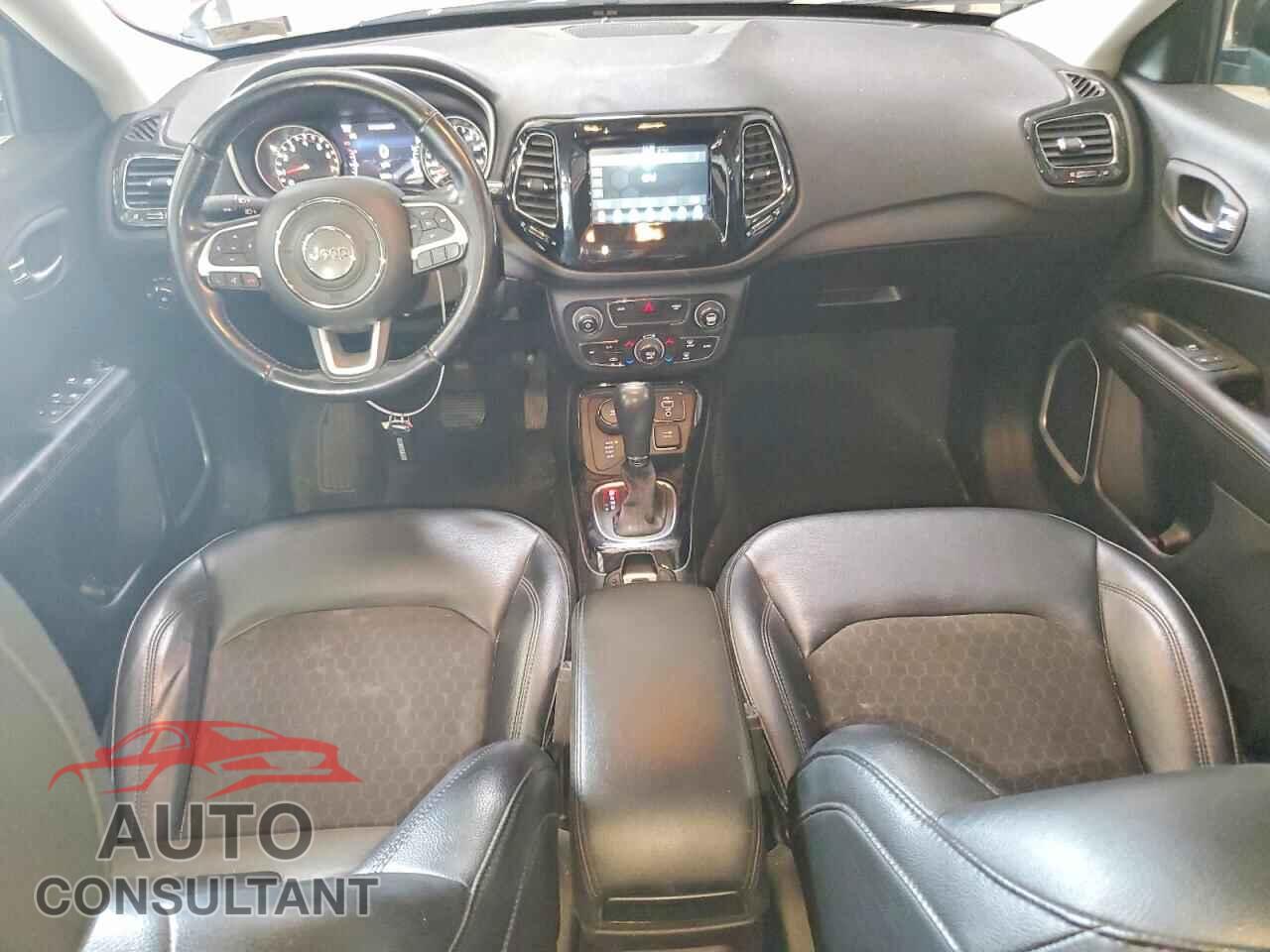 JEEP COMPASS 2020 - 3C4NJDBB5LT160455