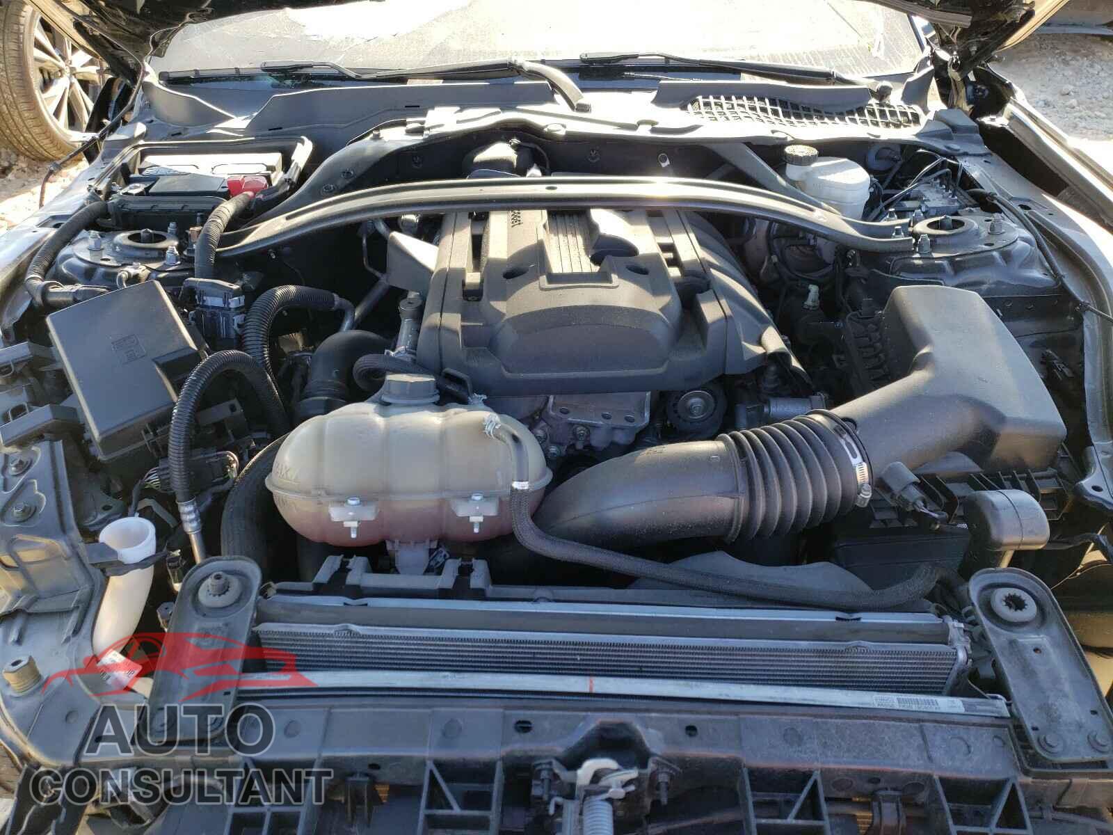 FORD MUSTANG 2018 - 1FA6P8TH2J5178556