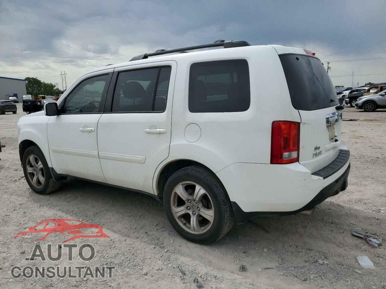 HONDA PILOT 2013 - 5FNYF3H67DB022435