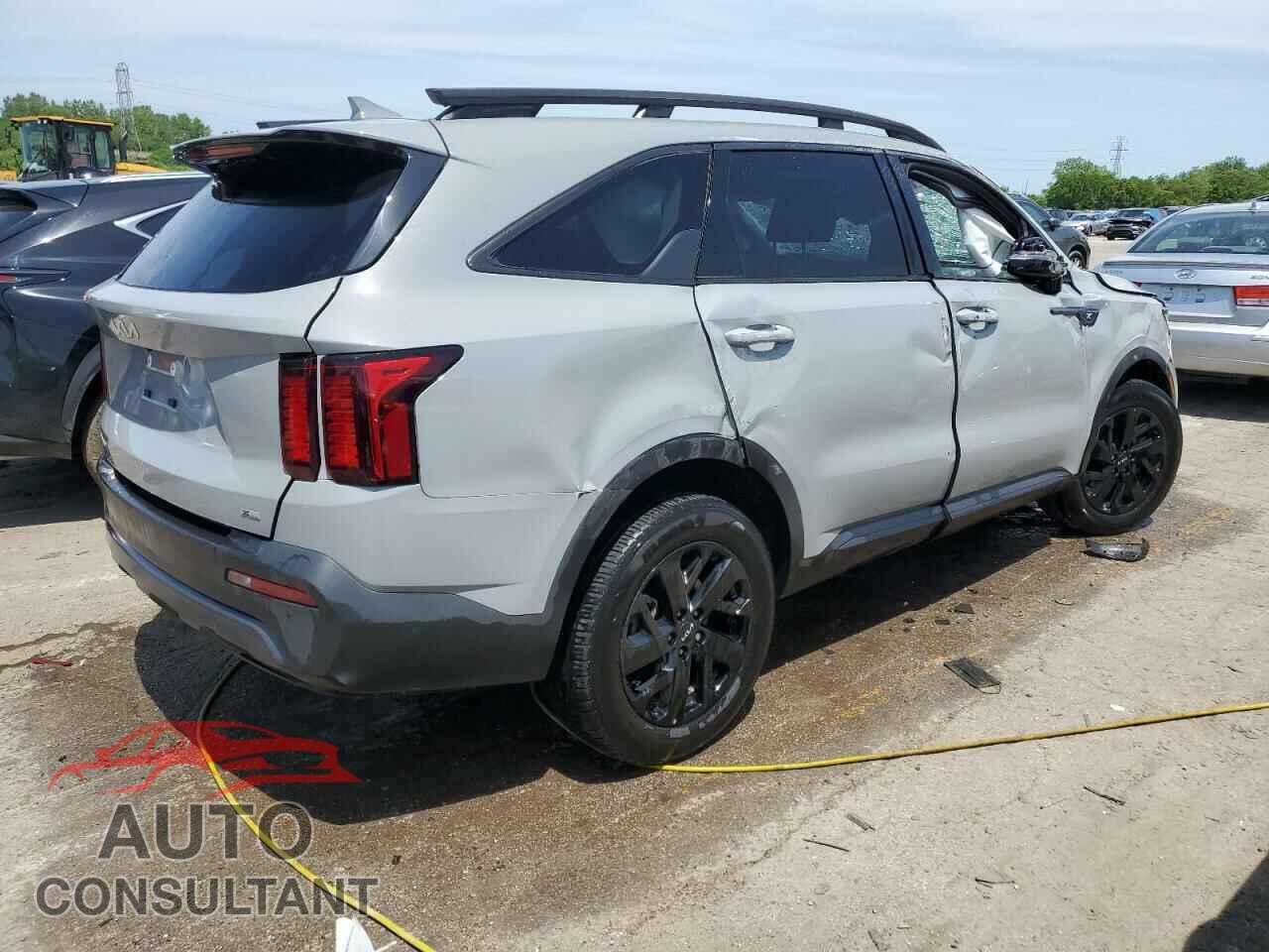 KIA SORENTO 2023 - 5XYRLDLC2PG216500