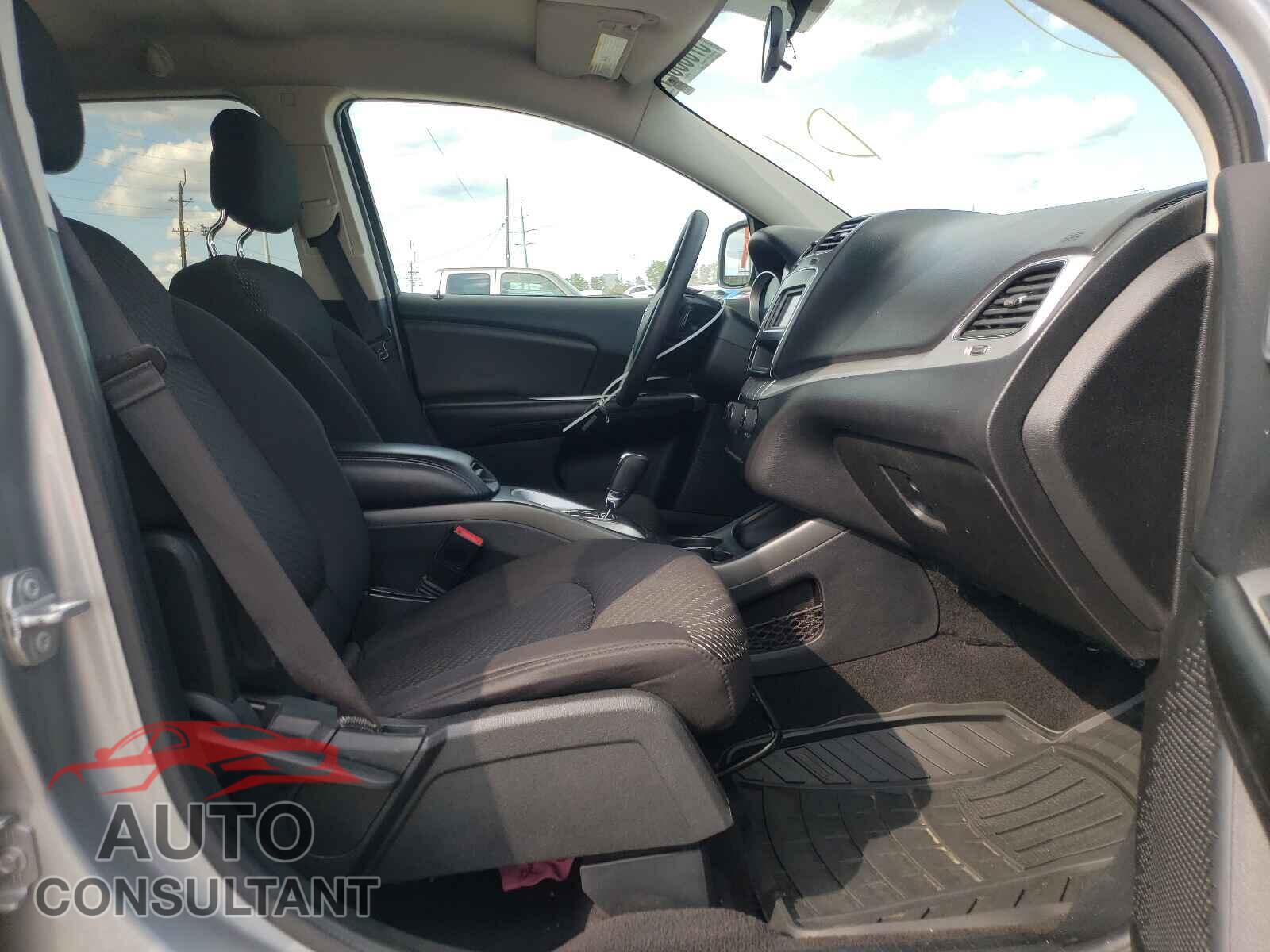 DODGE JOURNEY 2017 - 3C4PDCBG0HT533706