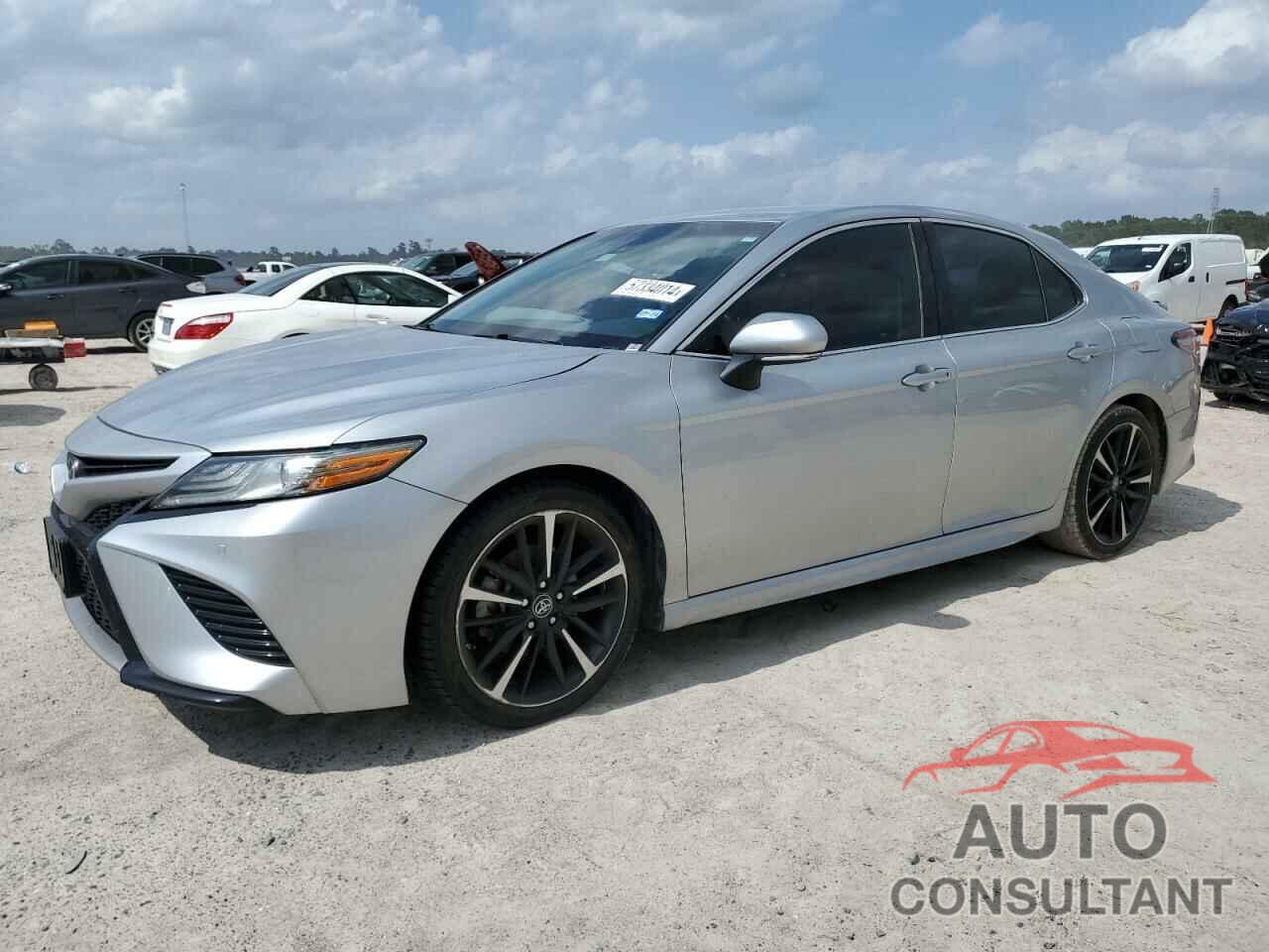 TOYOTA CAMRY 2018 - 4T1B61HKXJU514849