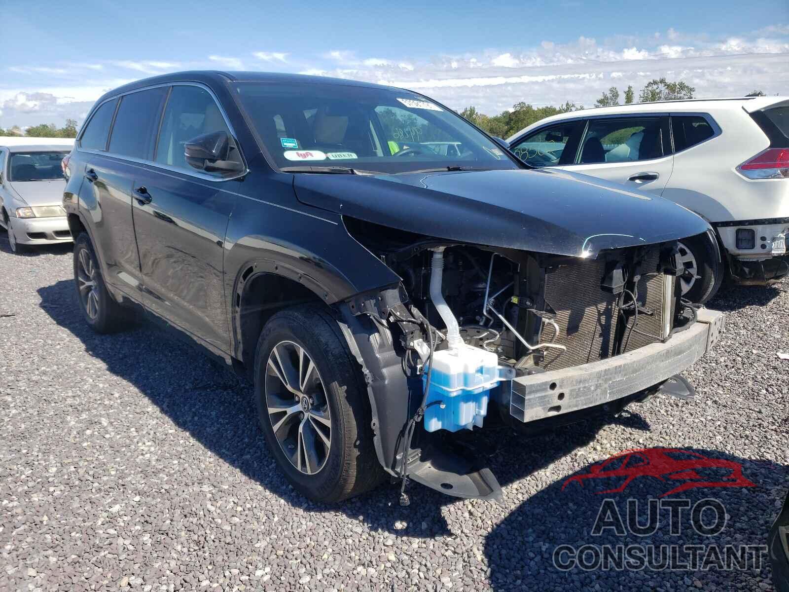 TOYOTA HIGHLANDER 2018 - 5TDZARFH4JS039503