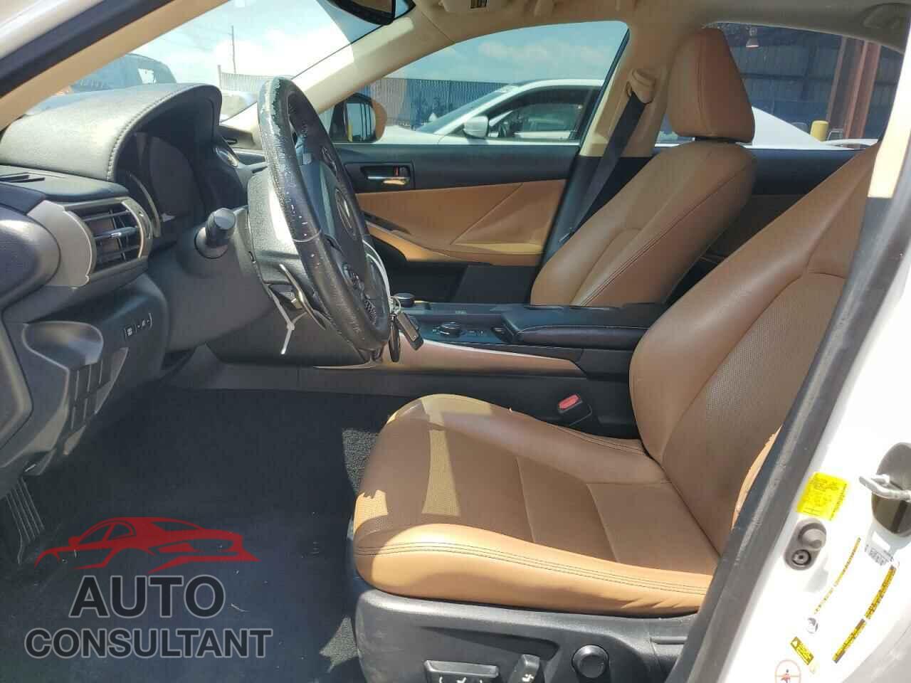 LEXUS IS 2014 - JTHBF1D2XE5023061
