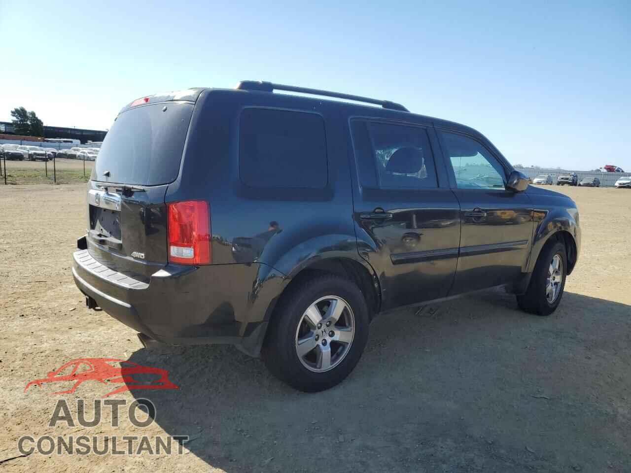 HONDA PILOT 2011 - 5FNYF4H56BB048261