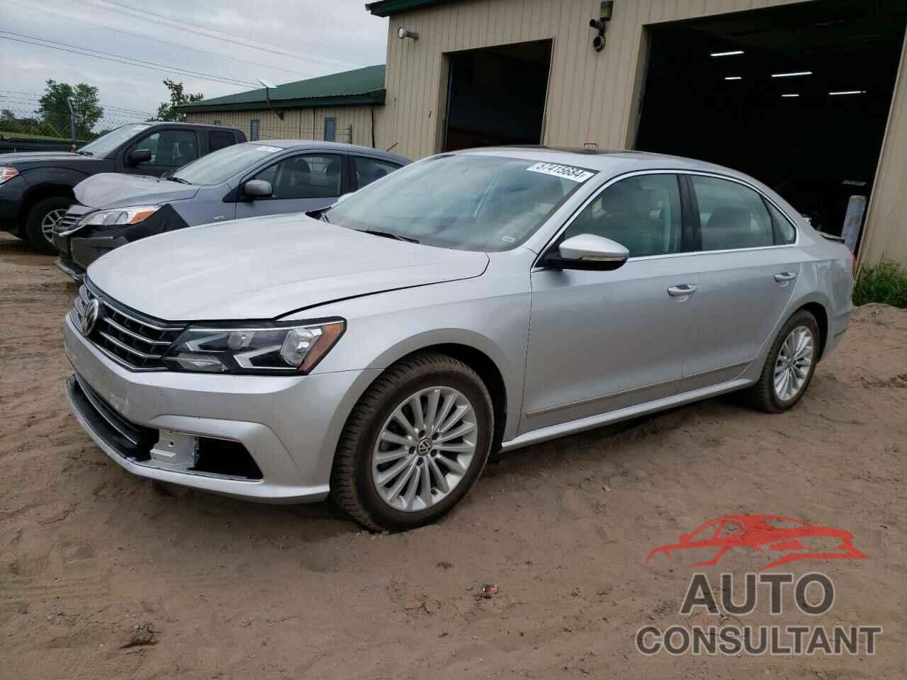 VOLKSWAGEN PASSAT 2017 - 1VWBT7A30HC024100