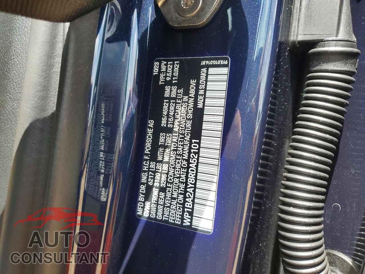 PORSCHE CAYENNE 2024 - WP1BA2AY8RDA52101
