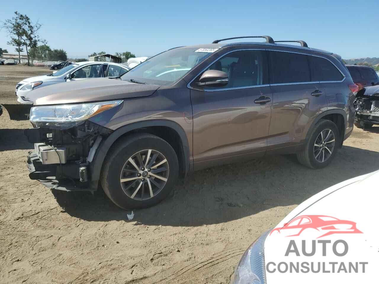 TOYOTA HIGHLANDER 2018 - 5TDJZRFH7JS811868