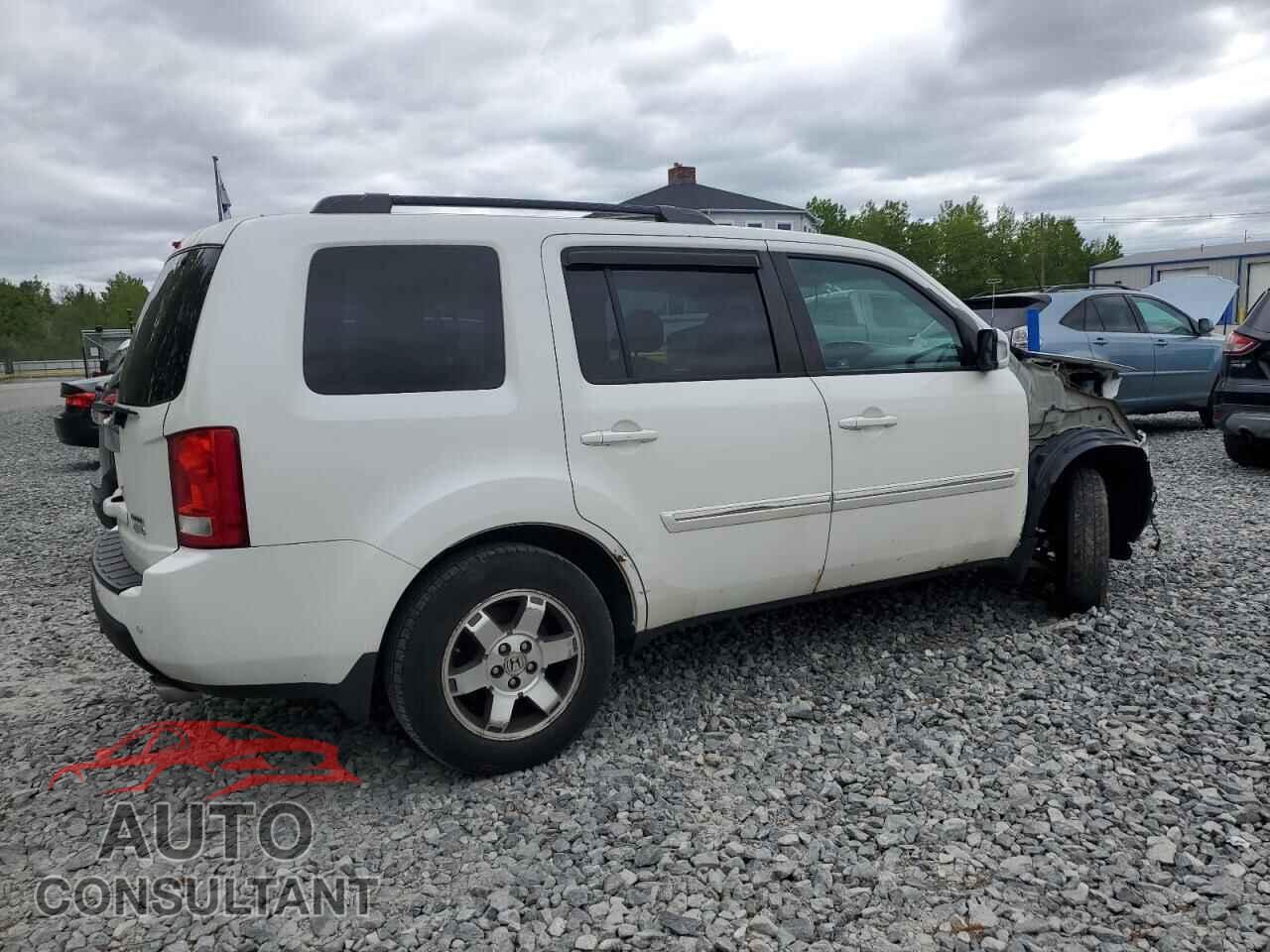 HONDA PILOT 2011 - 5FNYF4H96BB069081