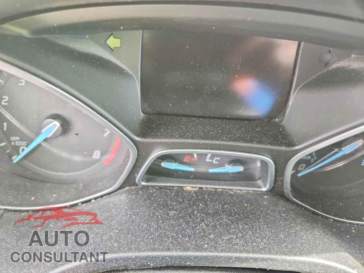FORD FOCUS 2014 - 1FADP3K2XEL371093
