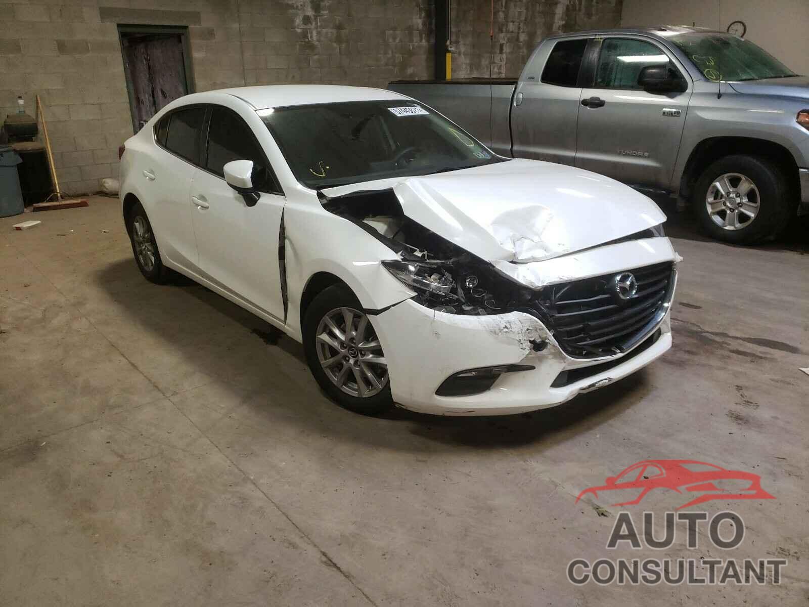 MAZDA 3 2017 - 3MZBN1U74HM103838