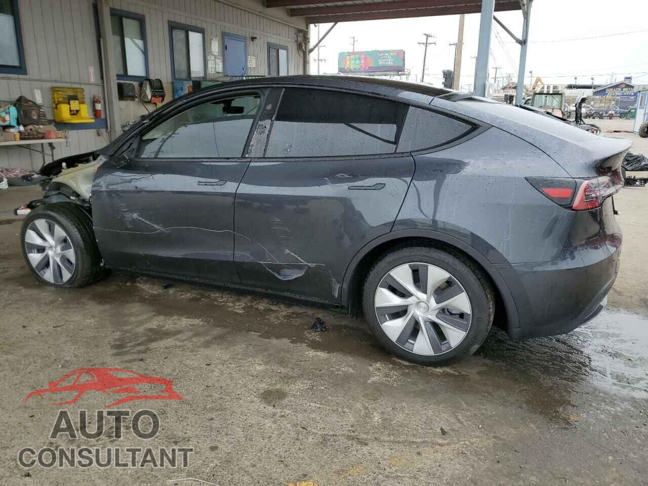TESLA MODEL Y 2024 - 7SAYGDED7RF042278