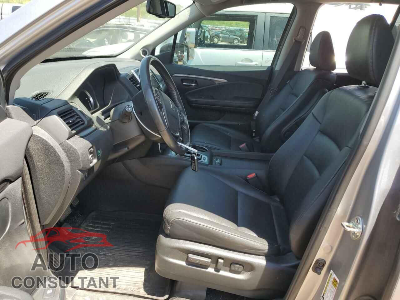 HONDA RIDGELINE 2017 - 5FPYK3F61HB008641