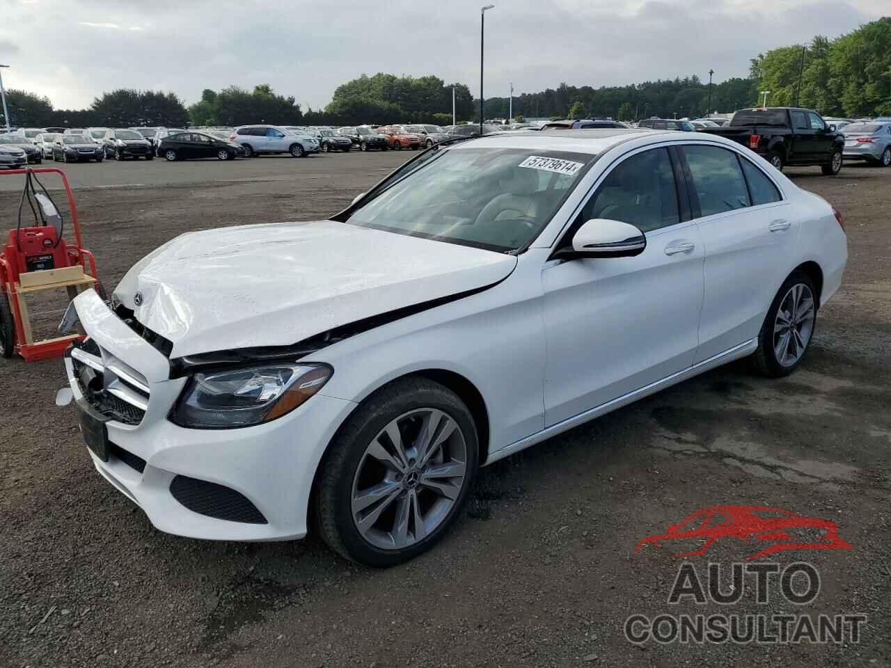 MERCEDES-BENZ C-CLASS 2018 - 55SWF4KB8JU274675