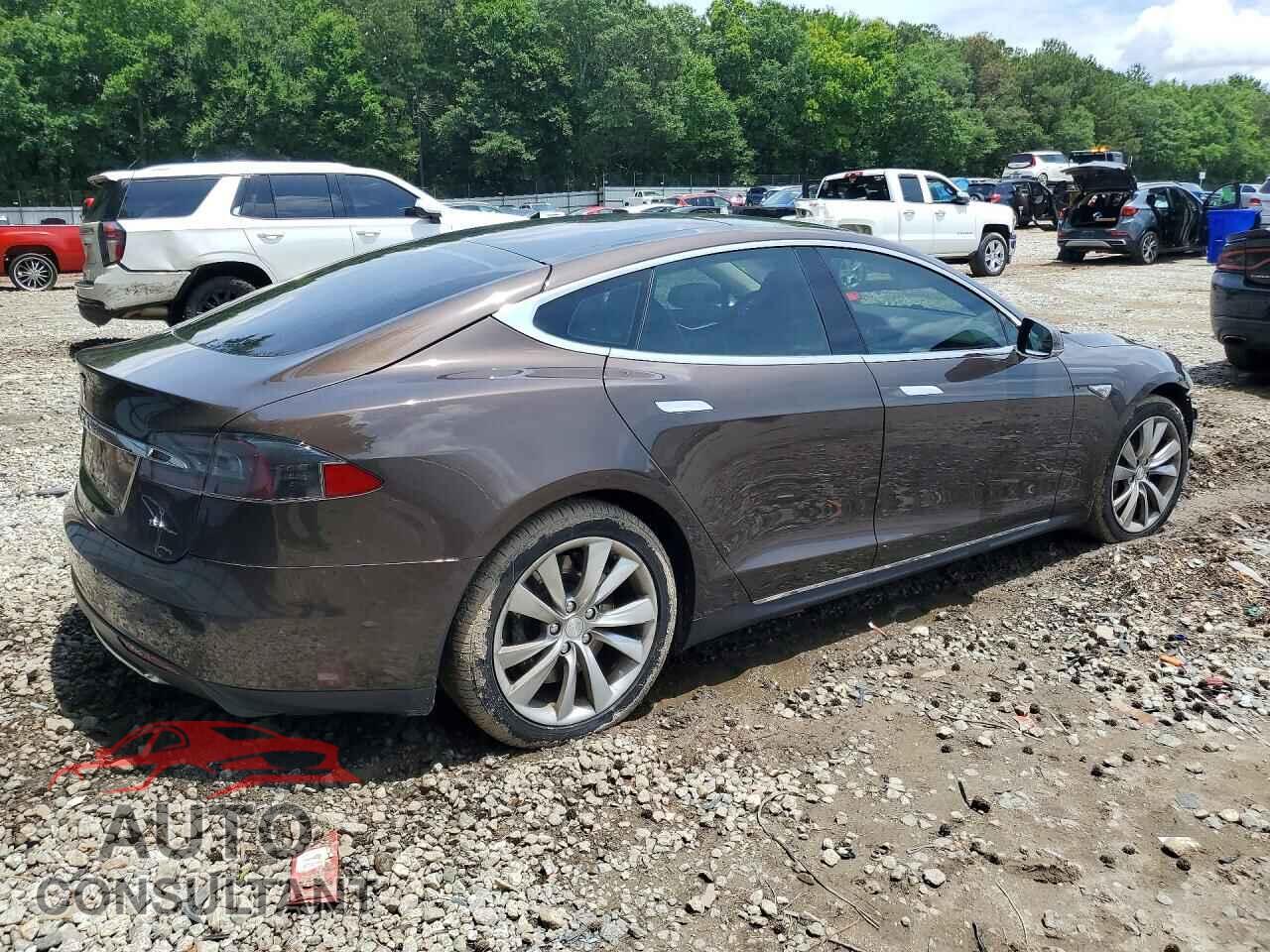TESLA MODEL S 2013 - 5YJSA1CN0DFP22496