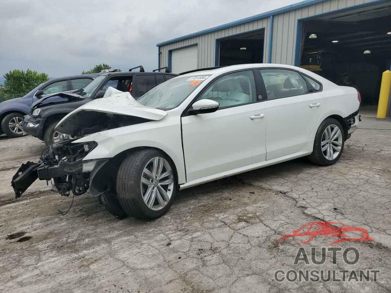 VOLKSWAGEN PASSAT 2019 - 1VWLA7A33KC005784