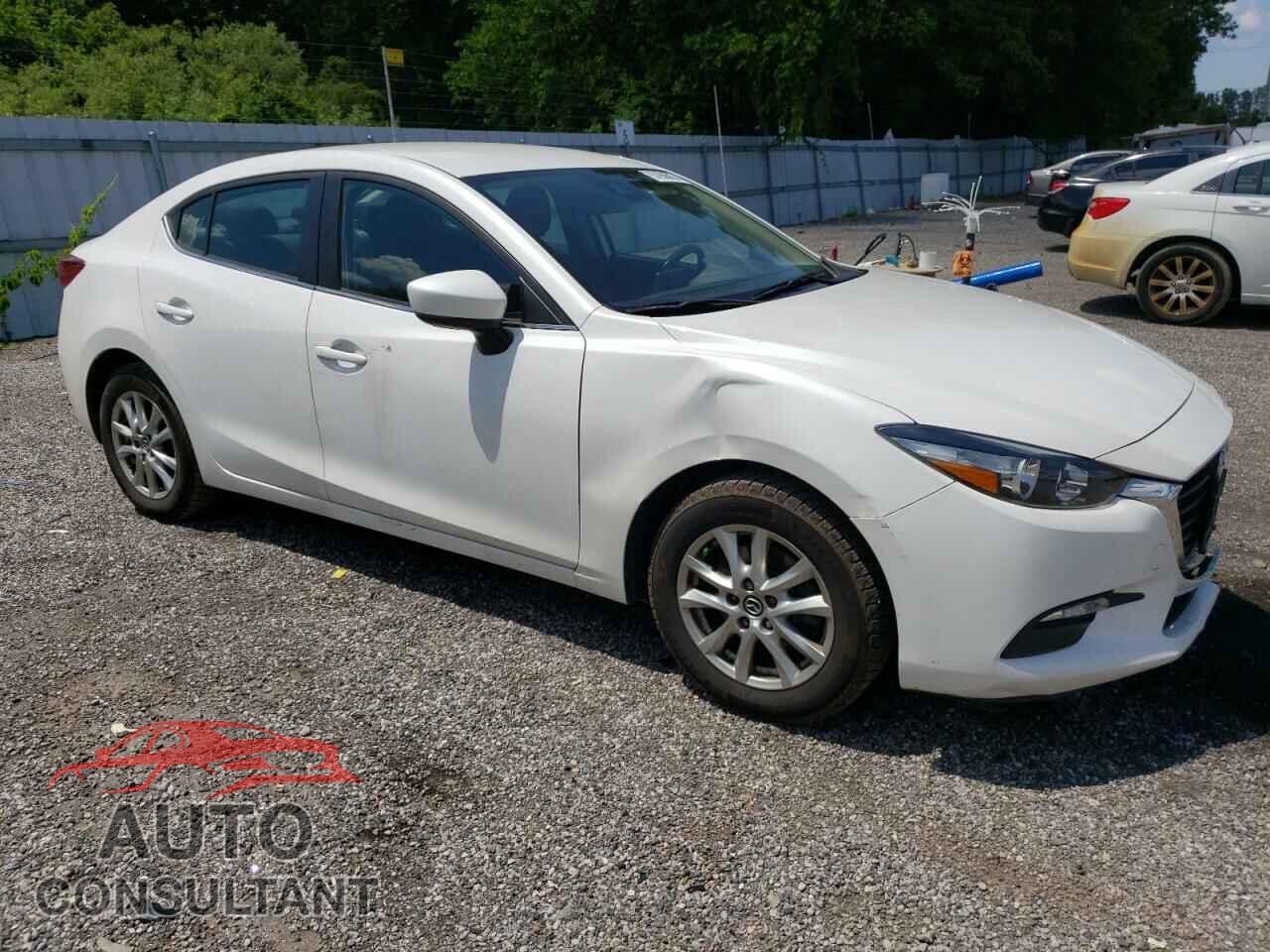 MAZDA 3 2018 - 3MZBN1V77JM249834