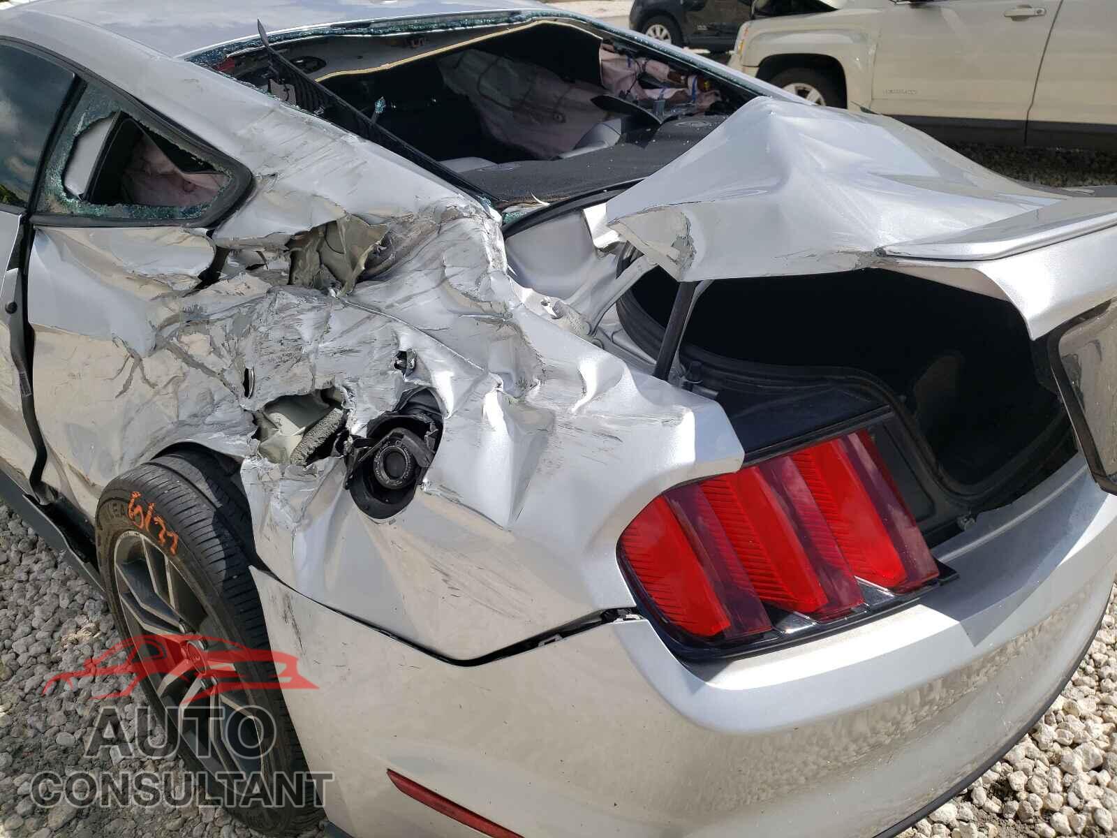 FORD MUSTANG 2017 - 1FA6P8TH8H5245199