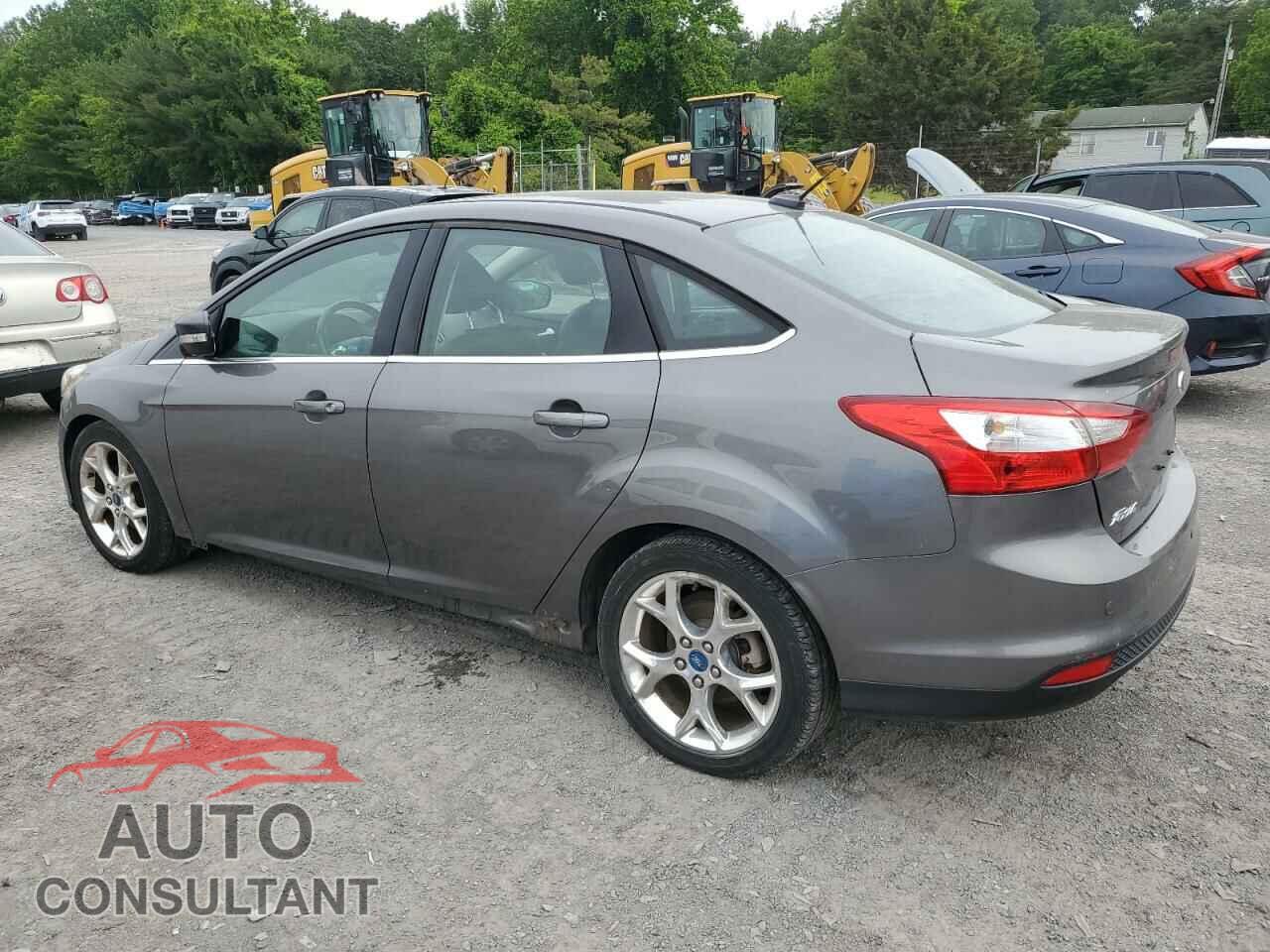 FORD FOCUS 2012 - 1FAHP3H26CL369637