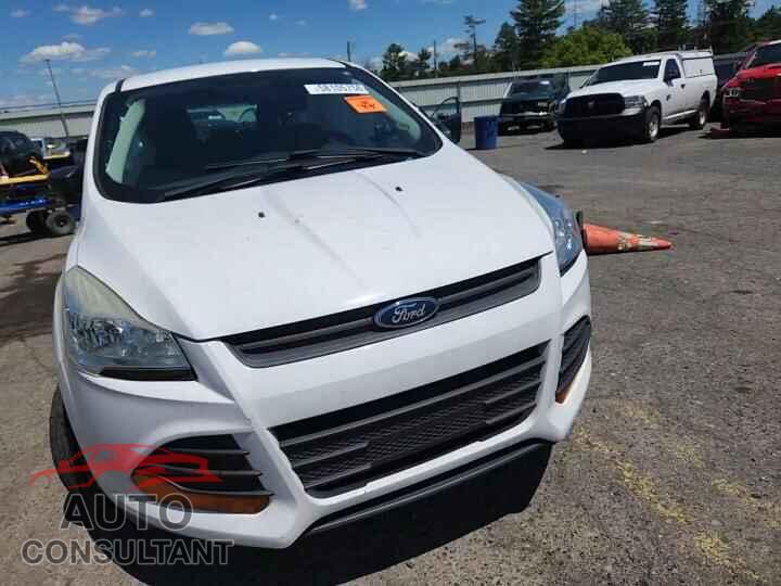 FORD ESCAPE 2016 - 1FMCU0F70GUA17157