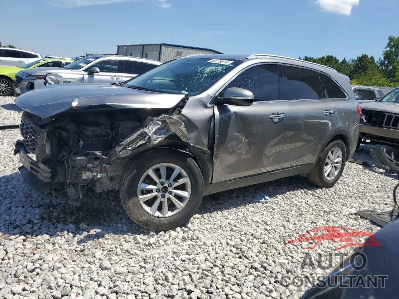 KIA SORENTO 2019 - 5XYPG4A31KG552565