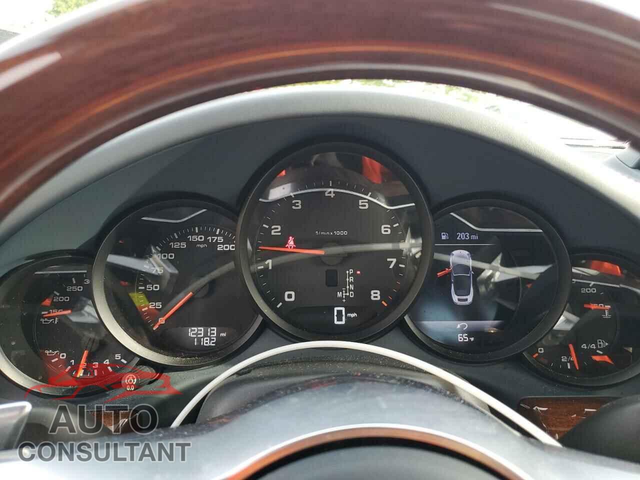 PORSCHE 911 2018 - WP0CA2A95JS138268