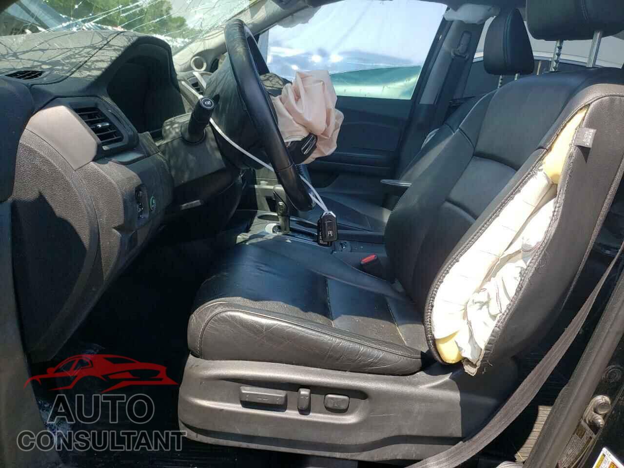 HONDA PILOT 2017 - 5FNYF6H57HB029934