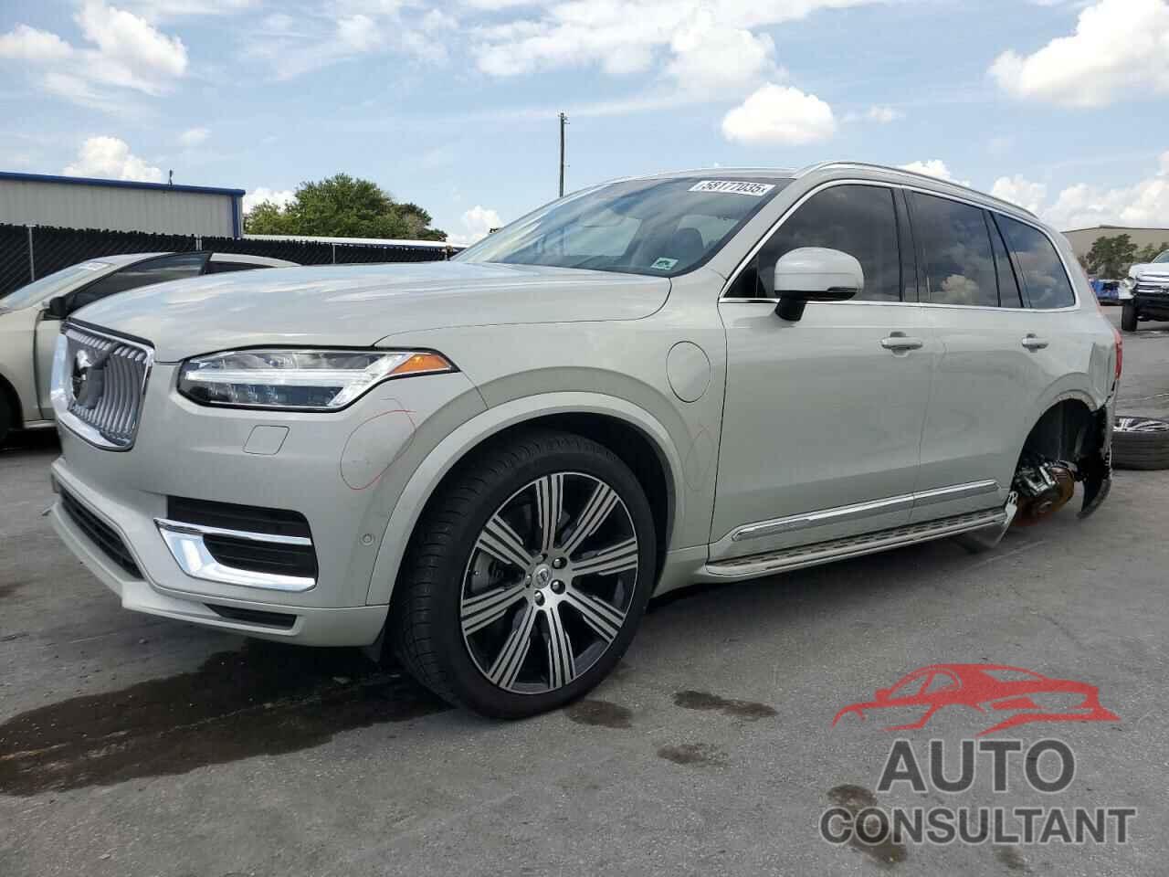 VOLVO XC90 T8 RE 2021 - YV4BR00L5M1756476