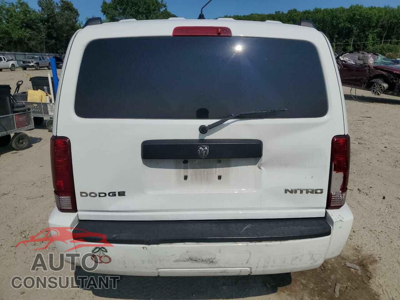 DODGE NITRO 2011 - 1D4PT4GK1BW597280