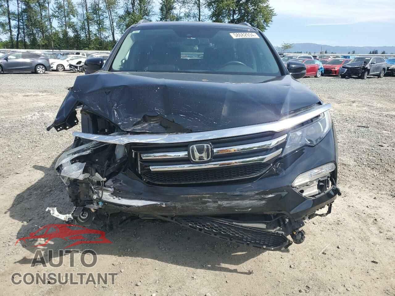 HONDA PILOT 2017 - 5FNYF6H96HB062152