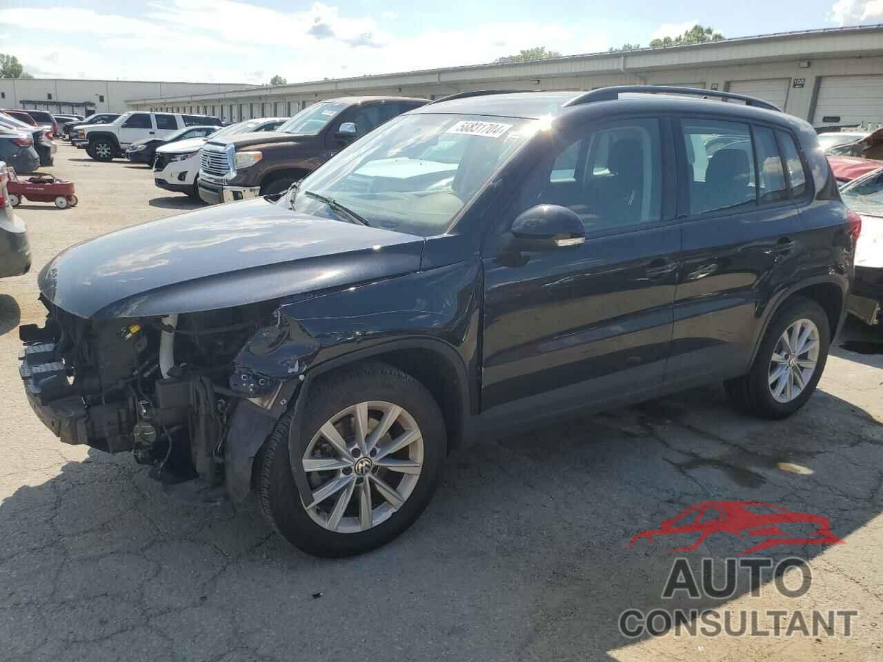 VOLKSWAGEN TIGUAN 2017 - WVGAV7AX6HK043067