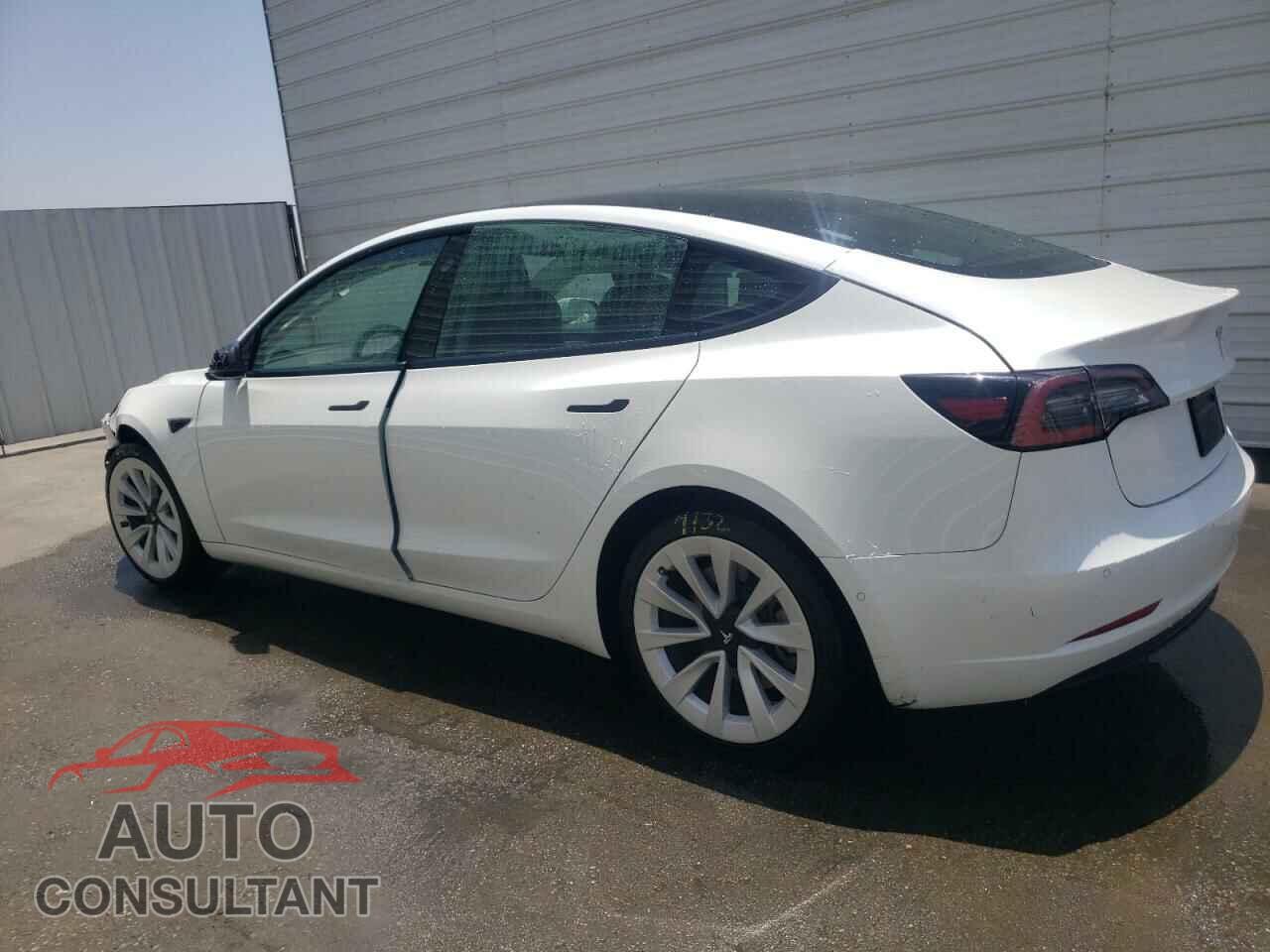 TESLA MODEL 3 2022 - 5YJ3E1EB9NF300708