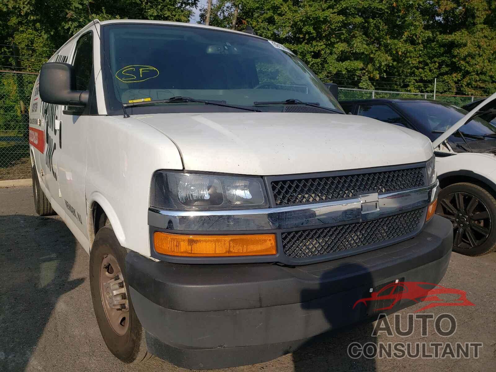 CHEVROLET EXPRESS 2018 - 1GCWGBFP4J1232117