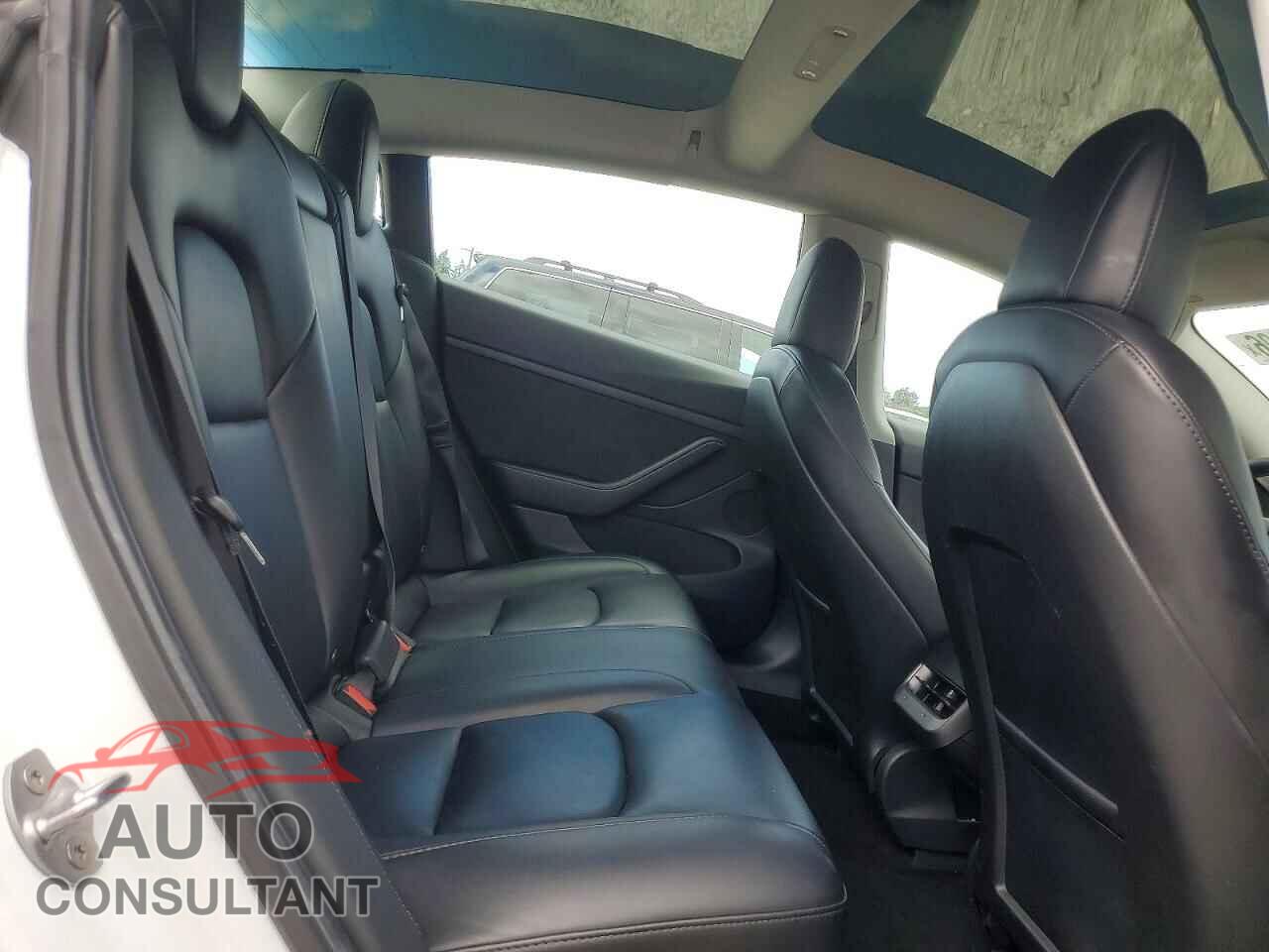 TESLA MODEL 3 2021 - 5YJ3E1EA8MF016539