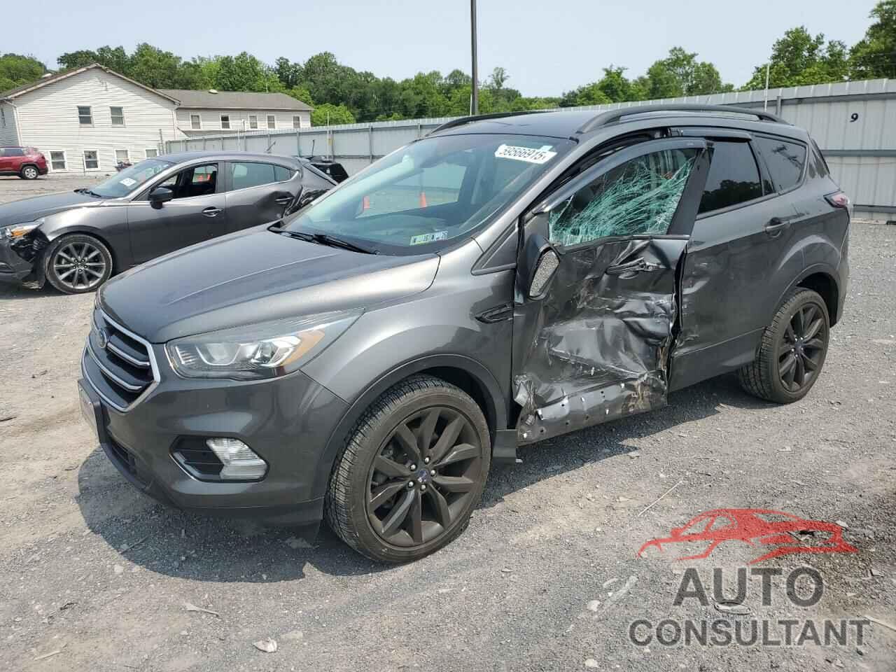 FORD ESCAPE 2017 - 1FMCU9J99HUF00659