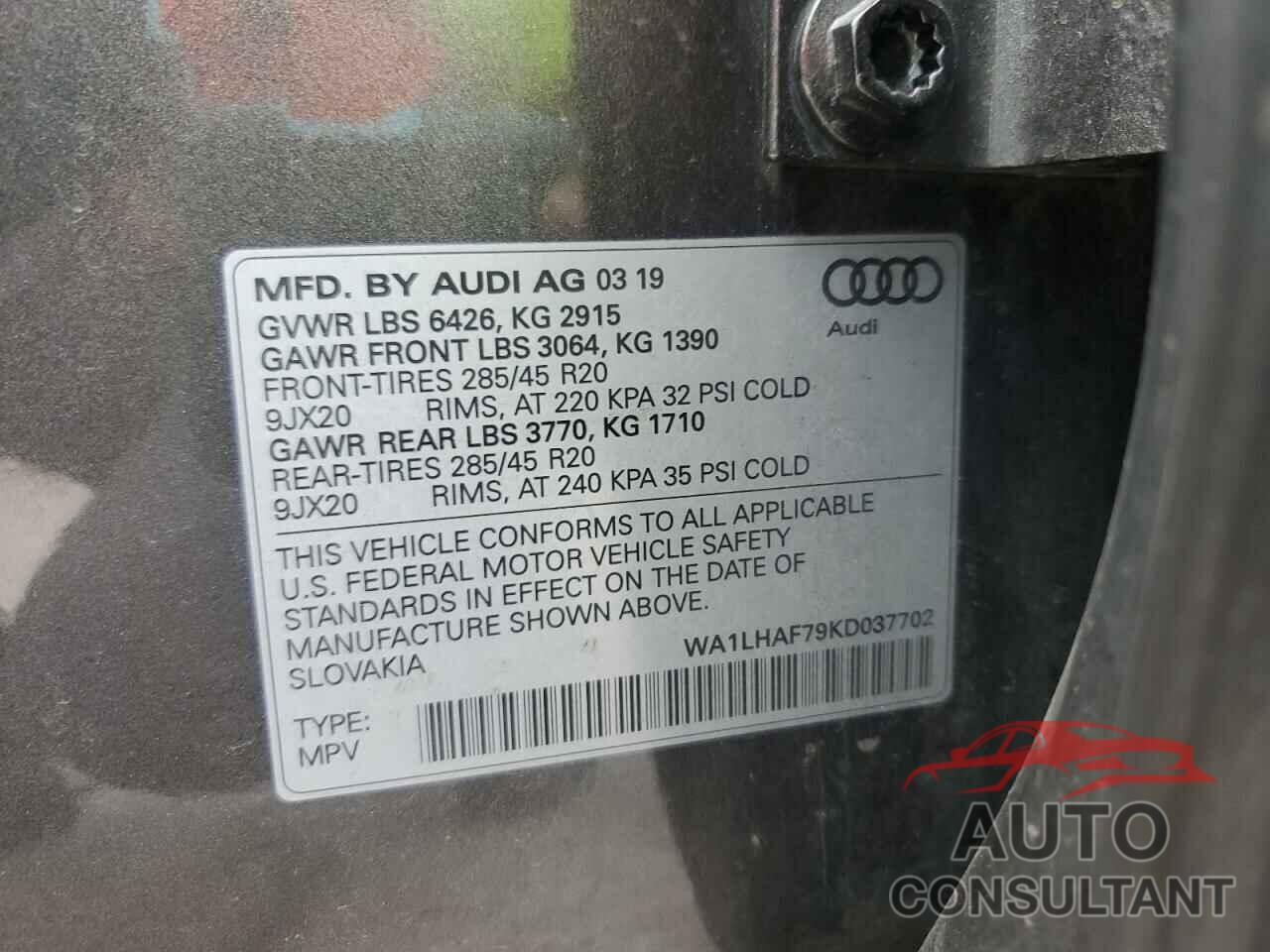 AUDI Q7 2019 - WA1LHAF79KD037702